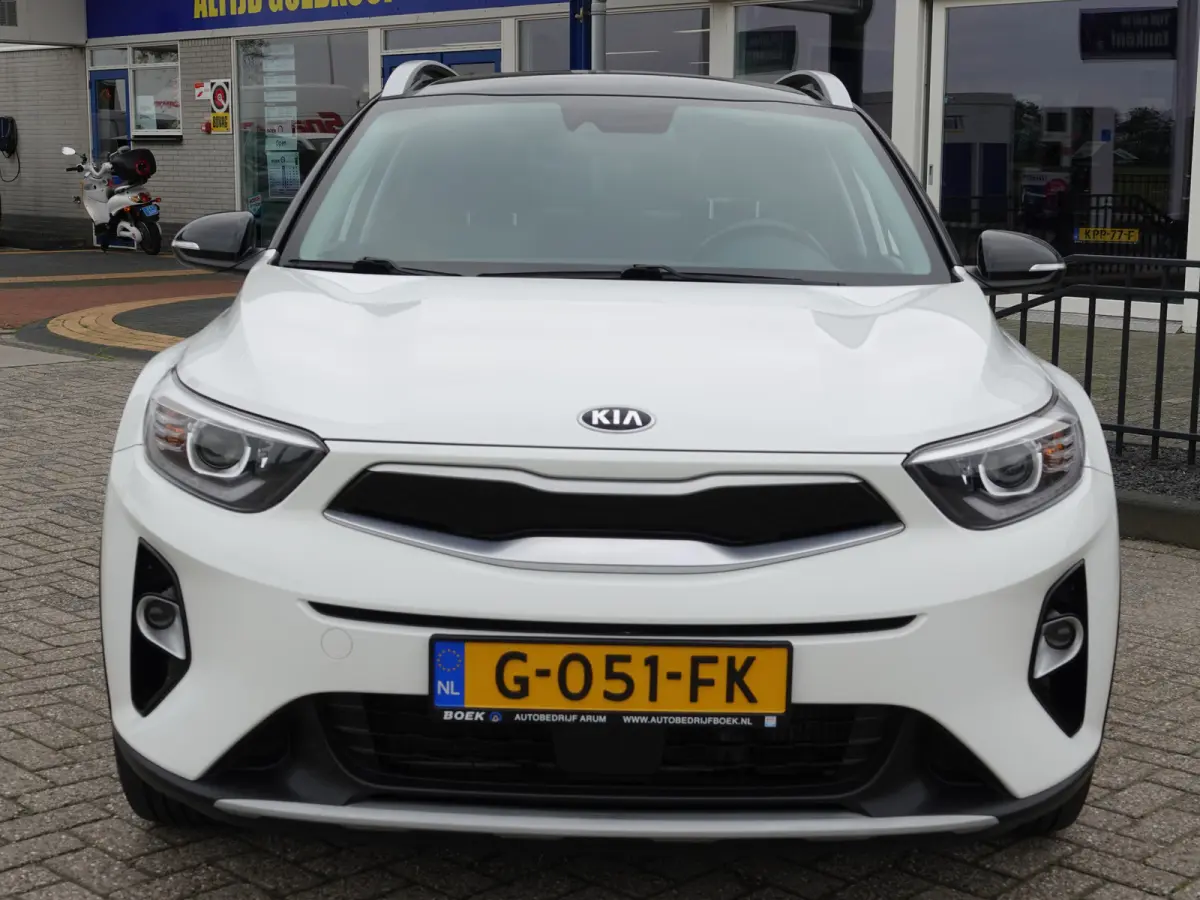 1.0 T-GDi 100PK DynamicPlusLine TWO-TONE | KEYLESS | NAVI | LMV | CRUISE