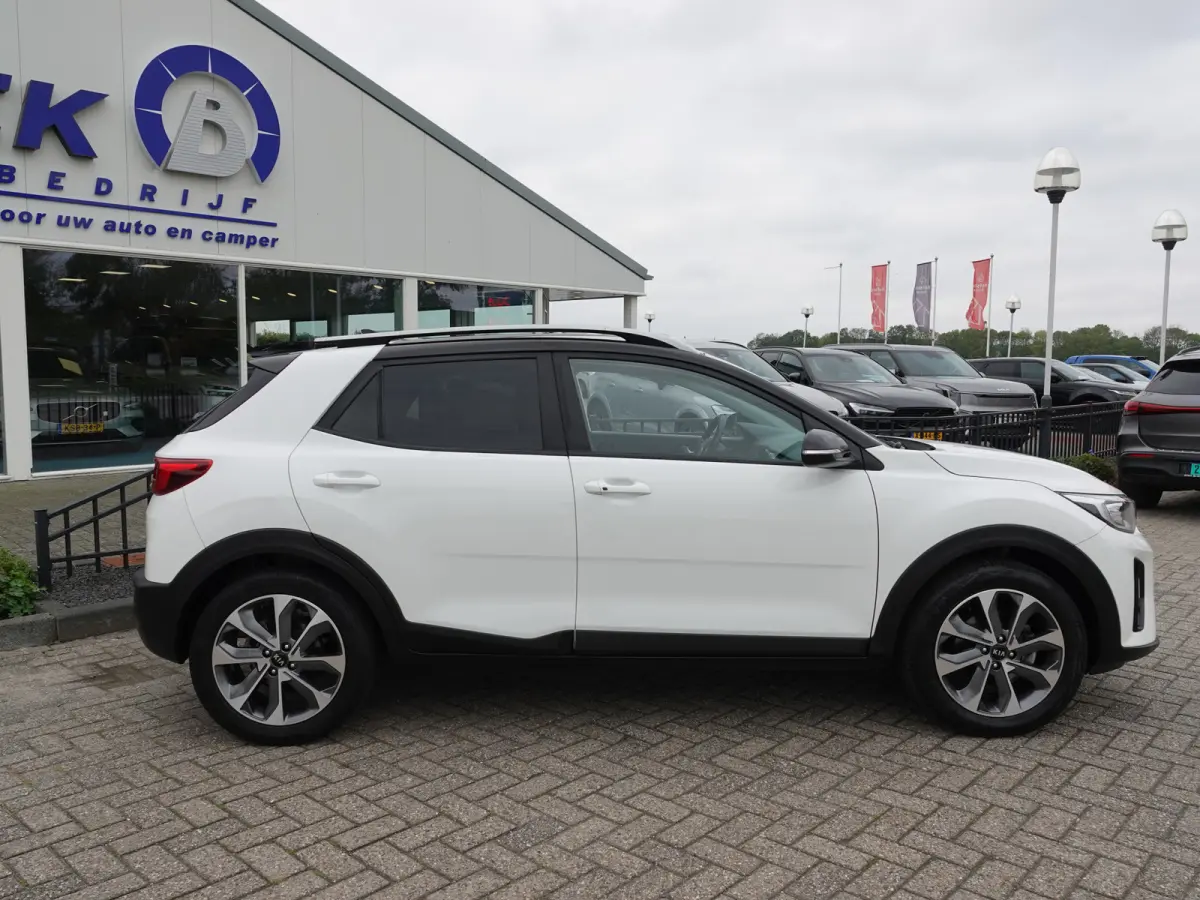 1.0 T-GDi 100PK DynamicPlusLine TWO-TONE | KEYLESS | NAVI | LMV | CRUISE