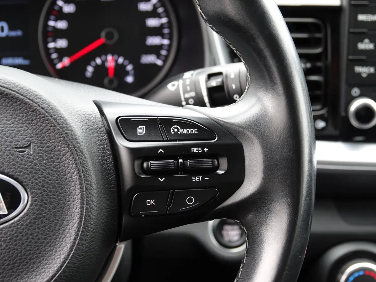 1.0 T-GDi 100PK DynamicPlusLine TWO-TONE | KEYLESS | NAVI | LMV | CRUISE