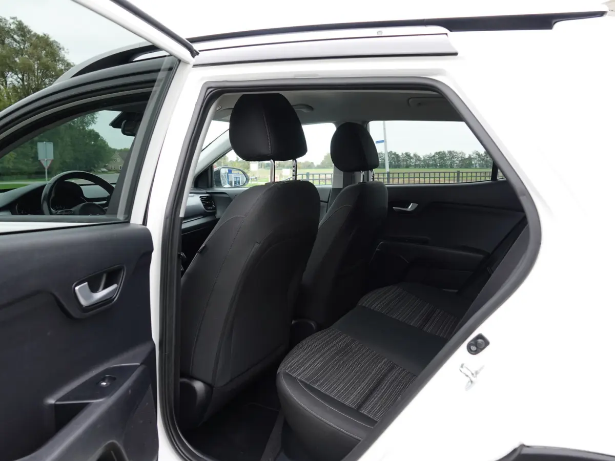 1.0 T-GDi 100PK DynamicPlusLine TWO-TONE | KEYLESS | NAVI | LMV | CRUISE