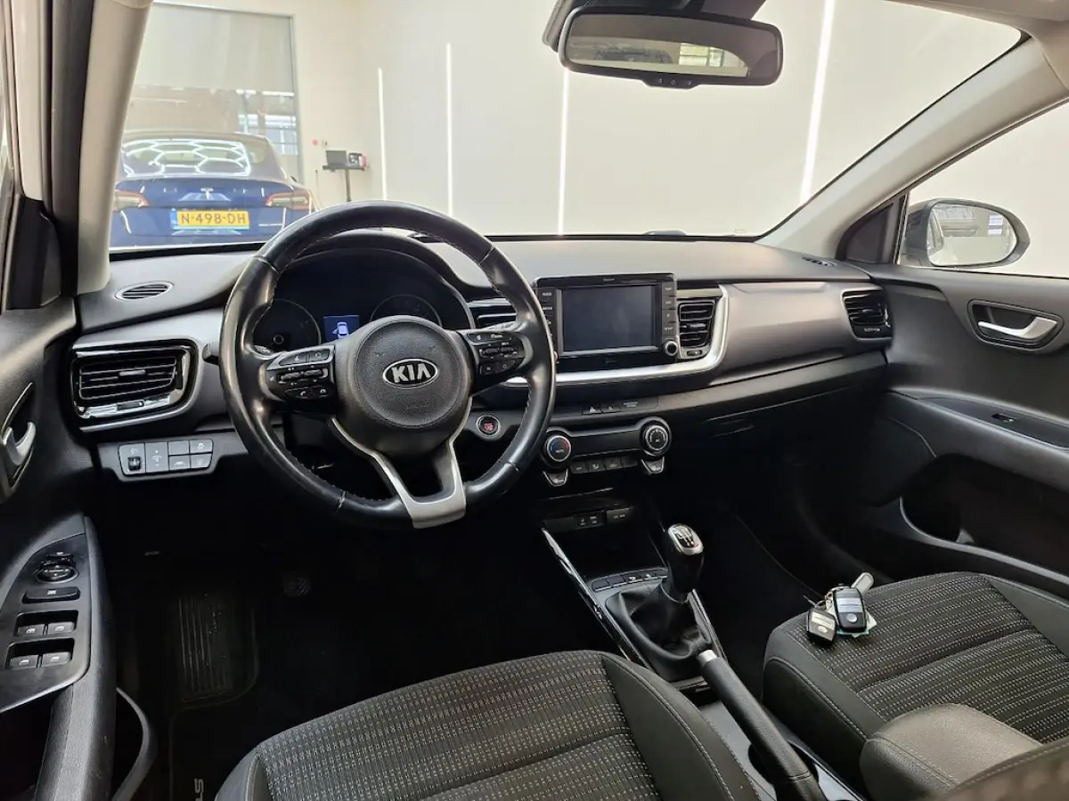 1.0 T-GDi 100PK DynamicPlusLine TWO-TONE | KEYLESS | NAVI | LMV | CRUISE