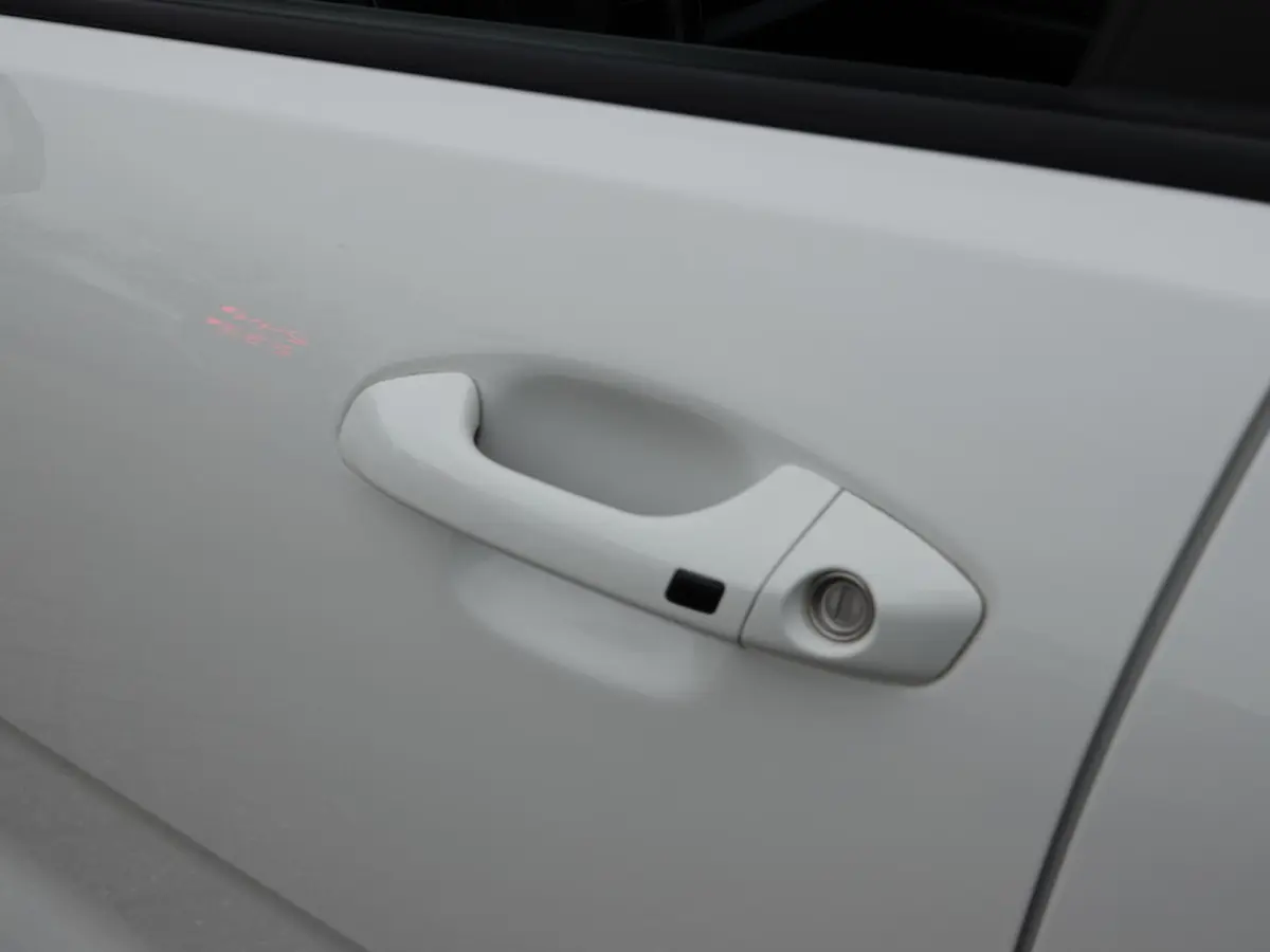 1.0 T-GDi 100PK DynamicPlusLine TWO-TONE | KEYLESS | NAVI | LMV | CRUISE