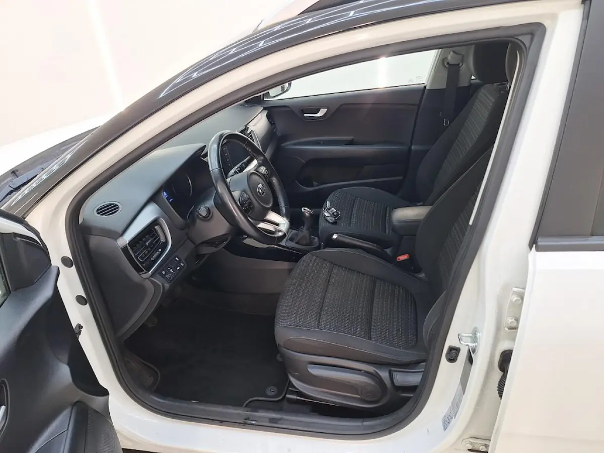 1.0 T-GDi 100PK DynamicPlusLine TWO-TONE | KEYLESS | NAVI | LMV | CRUISE