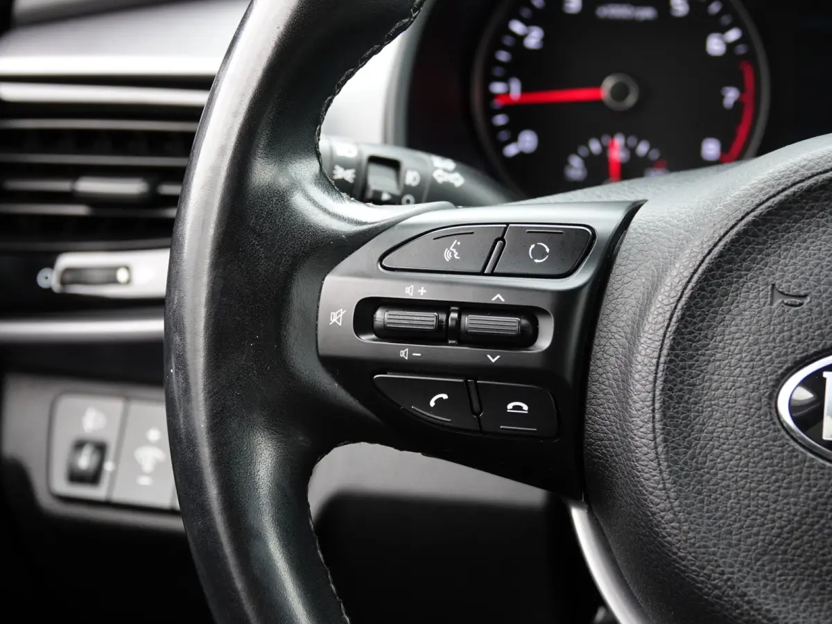 1.0 T-GDi 100PK DynamicPlusLine TWO-TONE | KEYLESS | NAVI | LMV | CRUISE