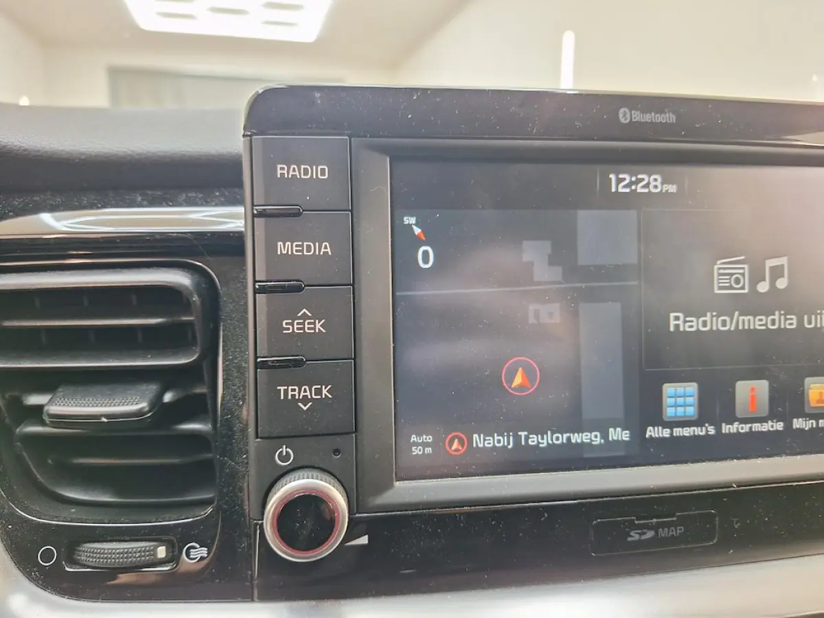 1.0 T-GDi 100PK DynamicPlusLine TWO-TONE | KEYLESS | NAVI | LMV | CRUISE