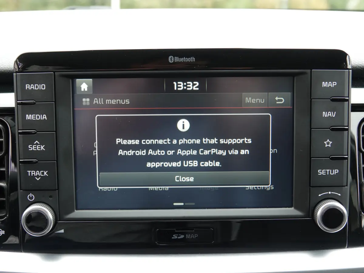 1.0 T-GDi 100PK DynamicPlusLine TWO-TONE | KEYLESS | NAVI | LMV | CRUISE