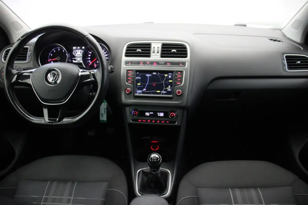 1.0 Style Connected Series - Navi, Clima, Stoelverw. Cruise