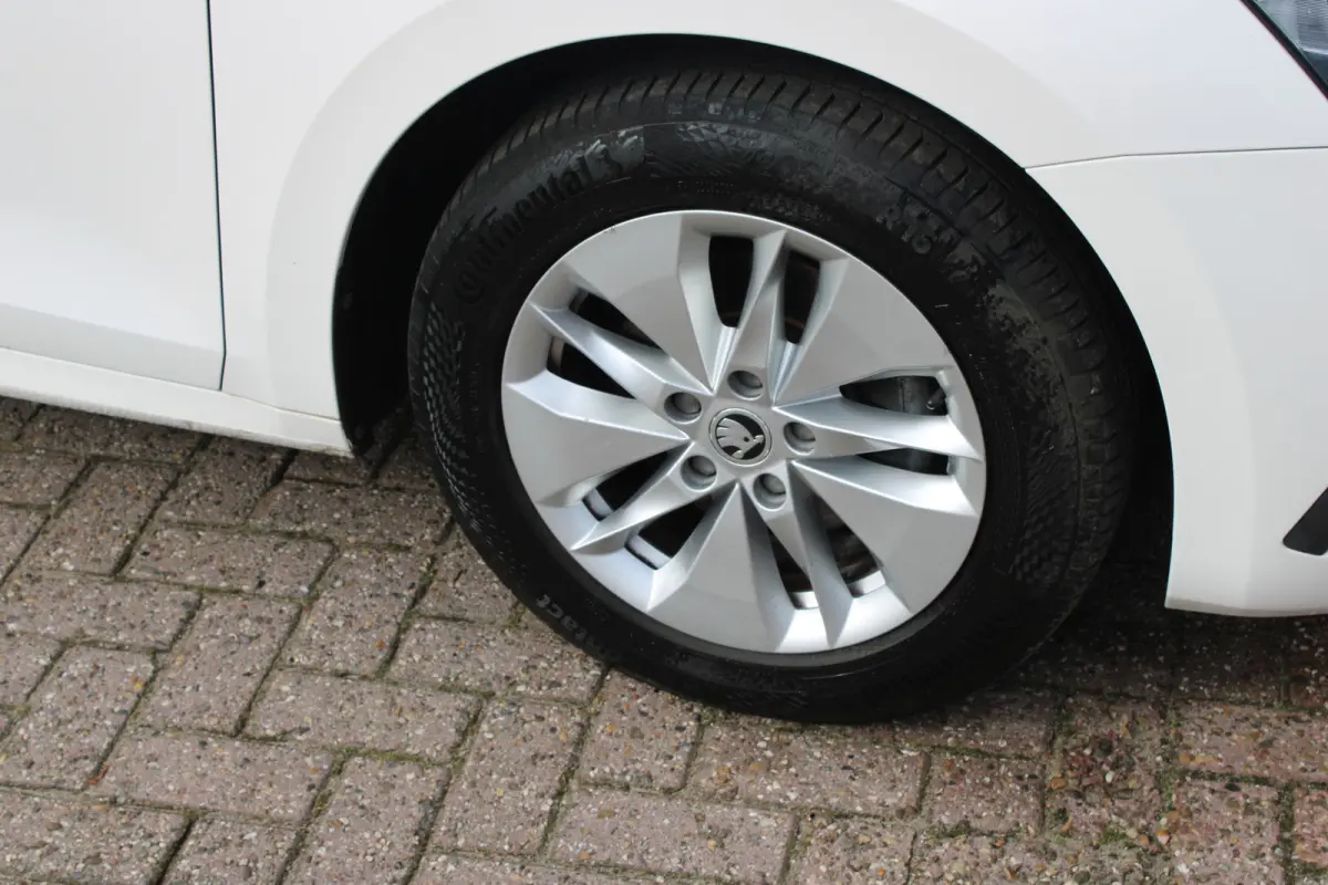 1.0 e-TSI Business Edition