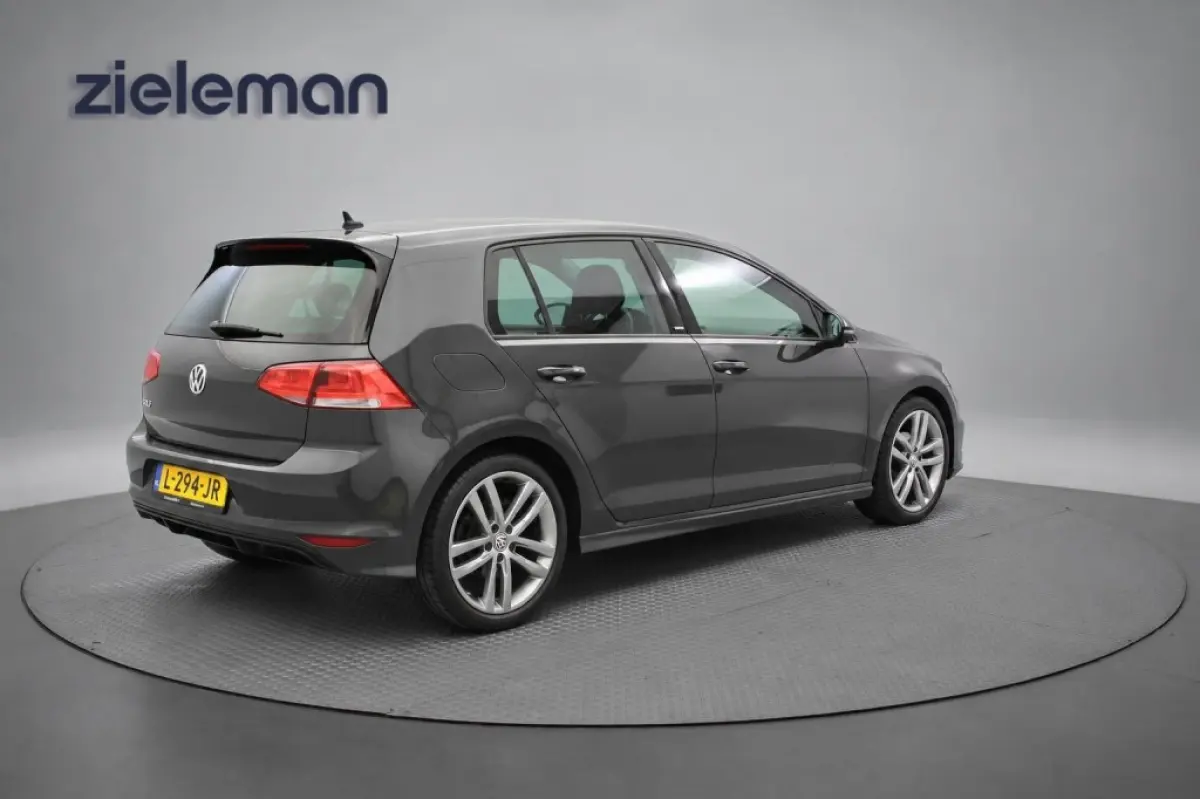1.2 TSI R-Line - Navi, Clima, Stoelverw. Cruise