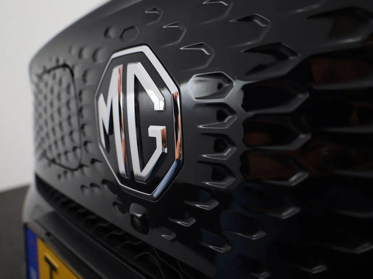 MG EV Long Range Luxury 70 kWh