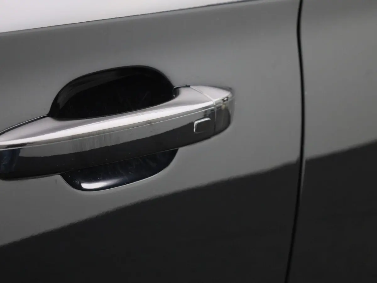 MG EV Long Range Luxury 70 kWh