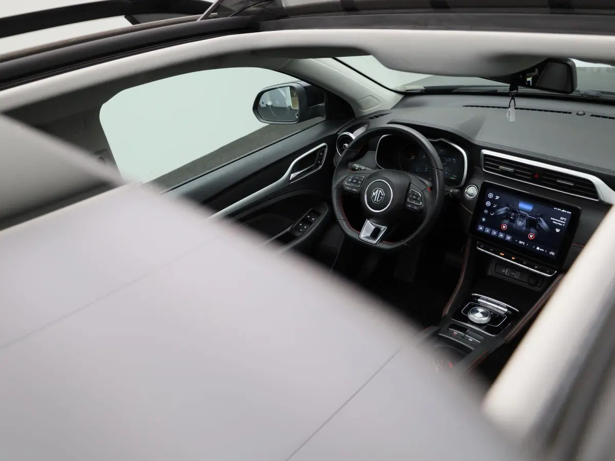 MG EV Long Range Luxury 70 kWh