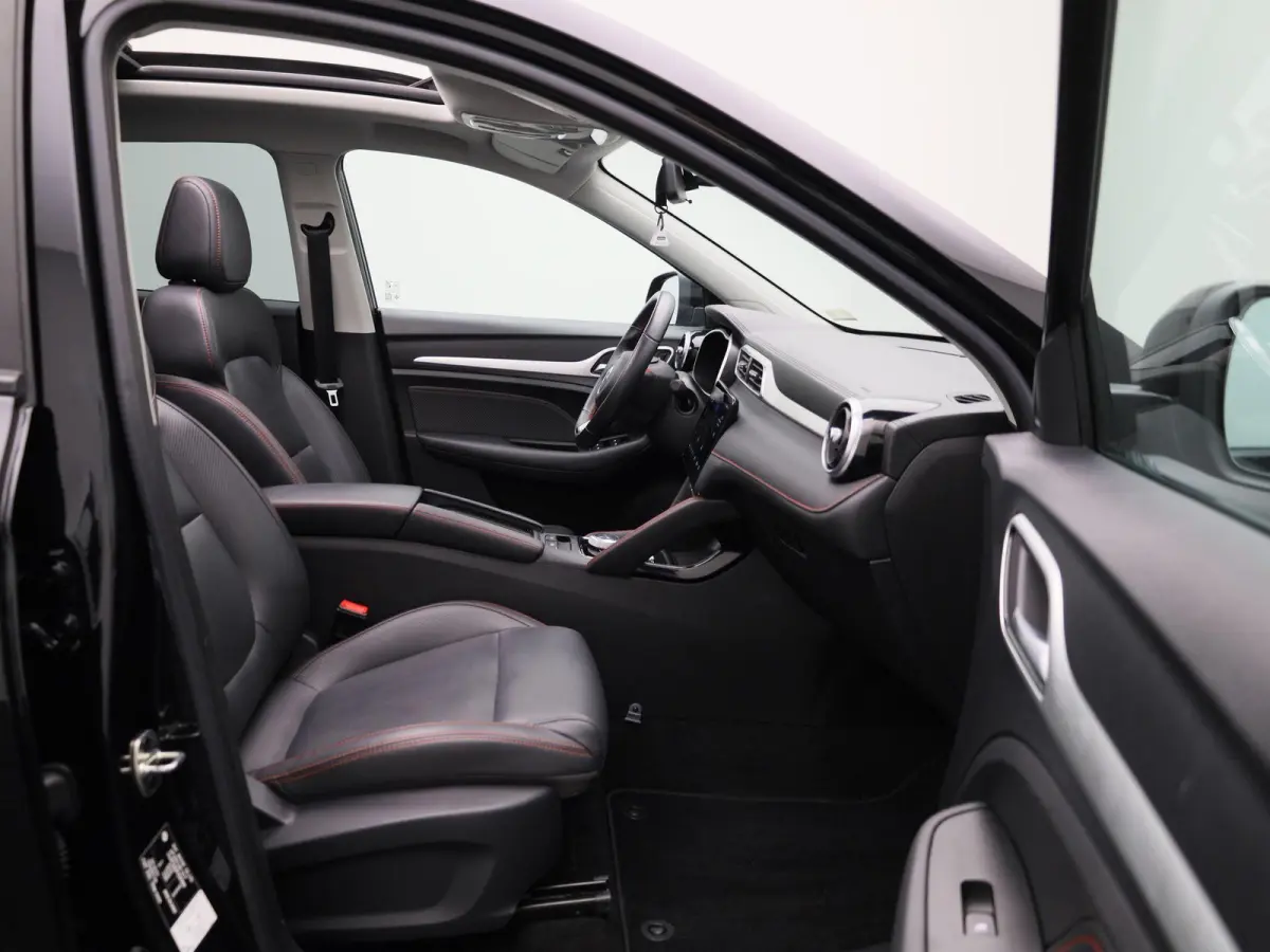 MG EV Long Range Luxury 70 kWh