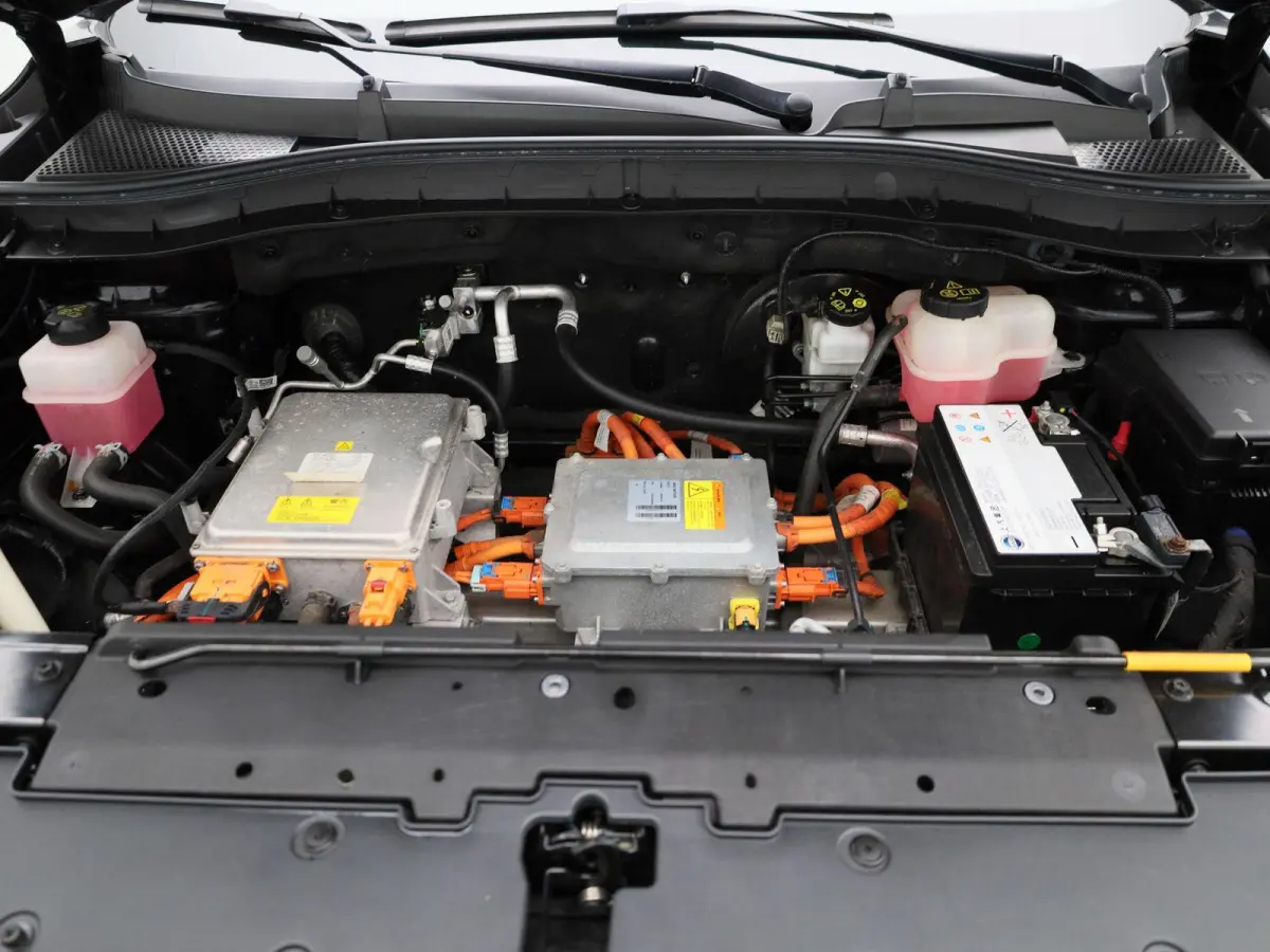 MG EV Long Range Luxury 70 kWh