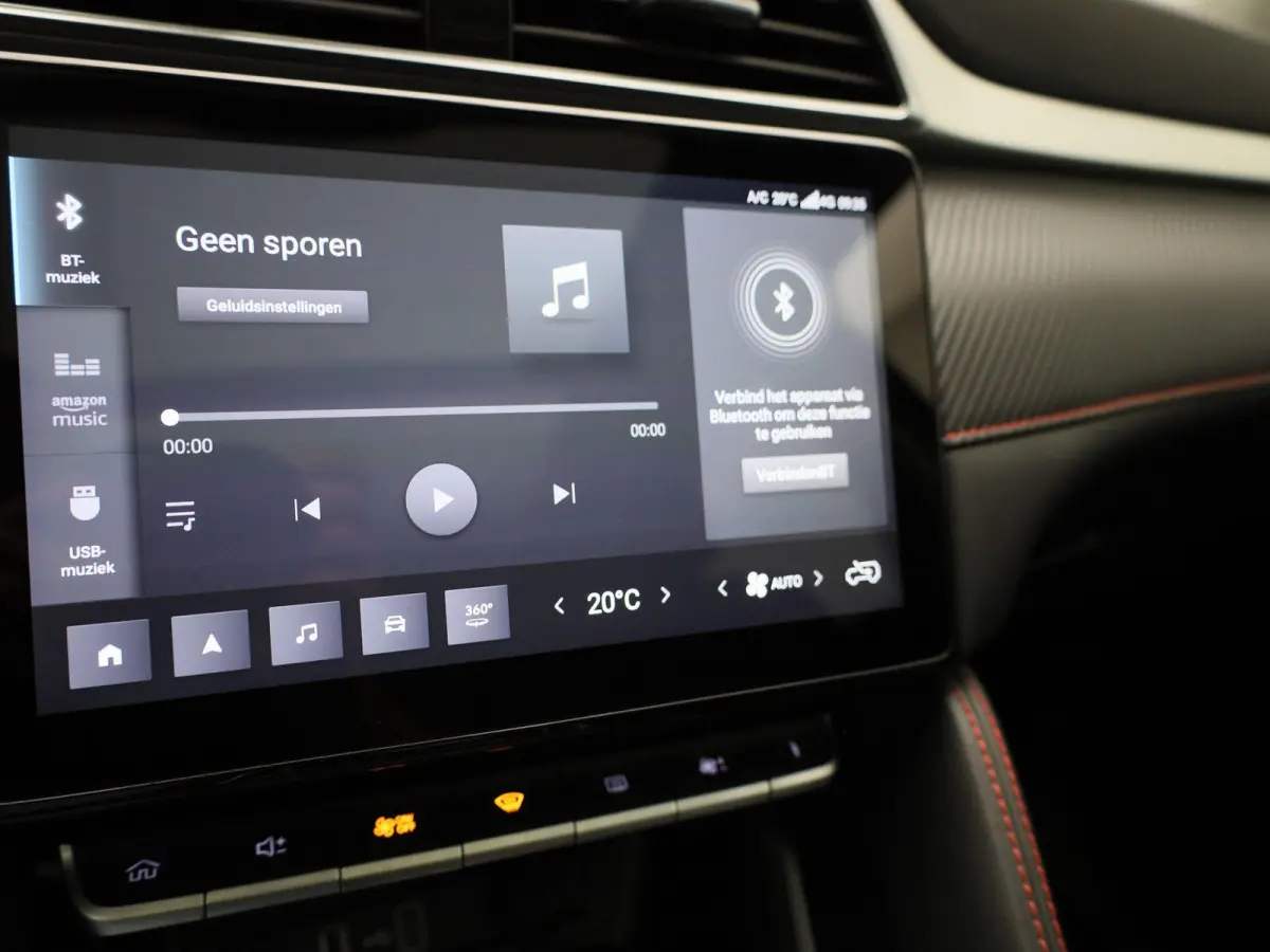 MG EV Long Range Luxury 70 kWh