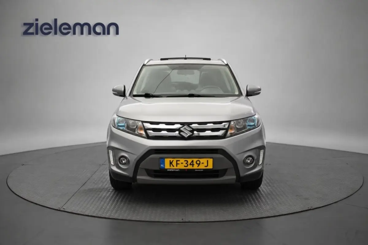 1.6 High Executive - Panorama, Carplay, Camera, Adapt. Cruise, Clima, Stoelverw.