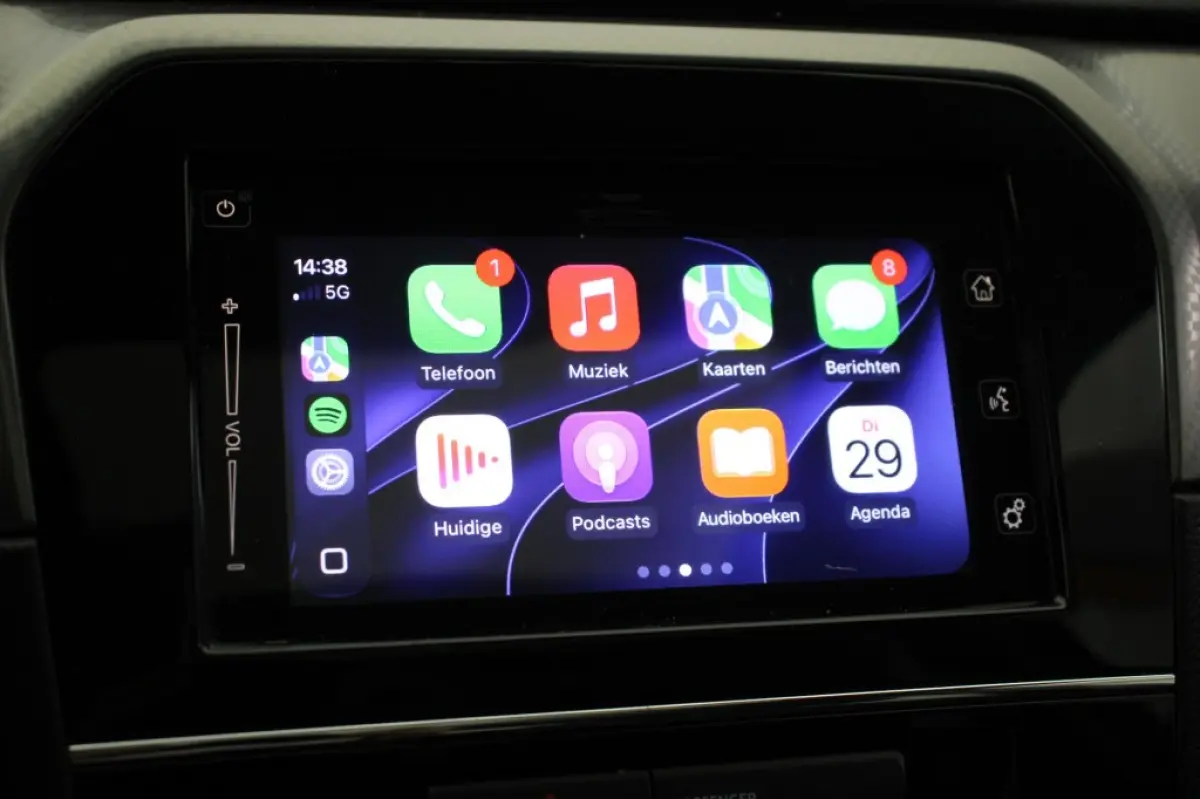 1.6 High Executive - Panorama, Carplay, Camera, Adapt. Cruise, Clima, Stoelverw.