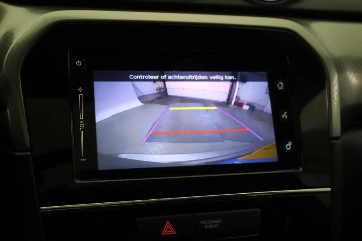 1.6 High Executive - Panorama, Carplay, Camera, Adapt. Cruise, Clima, Stoelverw.