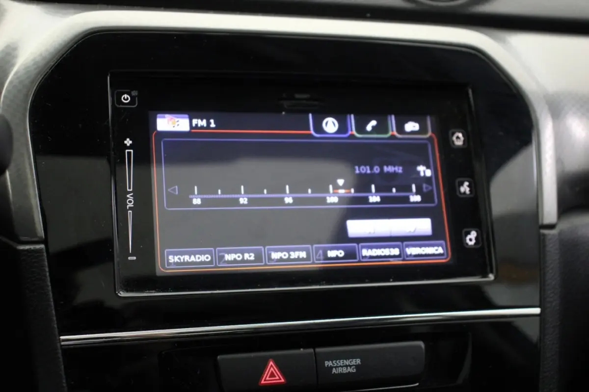 1.6 High Executive - Panorama, Carplay, Camera, Adapt. Cruise, Clima, Stoelverw.