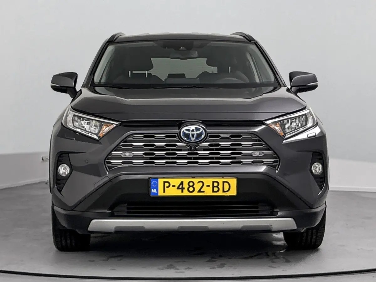 2.5 Hybrid Business | Achteruitrij Camera | 360 Camera | Stoelverwarming | Parkeersensoren Voor en Achter |