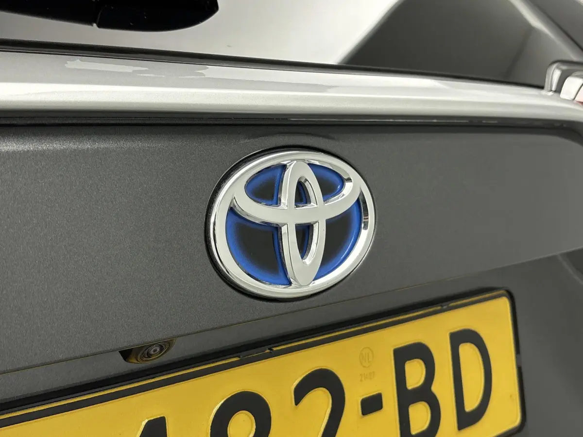 2.5 Hybrid Business | Achteruitrij Camera | 360 Camera | Stoelverwarming | Parkeersensoren Voor en Achter |