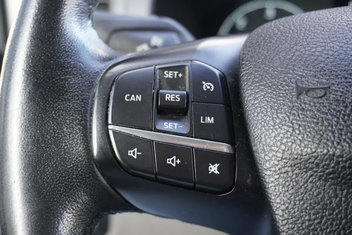 2.0 TDCI 130PK L2H2 MHEV EURO 6 - Airco - Navi - Cruise - €14.950,- Excl.