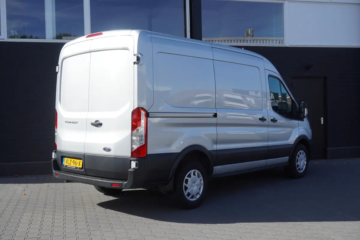 2.0 TDCI 130PK L2H2 MHEV EURO 6 - Airco - Navi - Cruise - €14.950,- Excl.