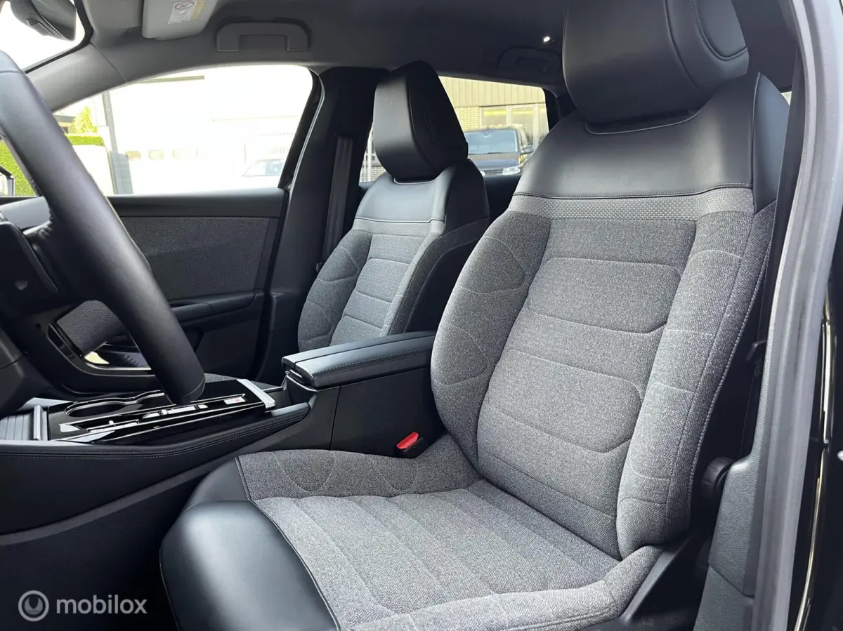 1.6 Plug-in Hybrid 225 Feel Keyless Led CarPlay Rijklaar!
