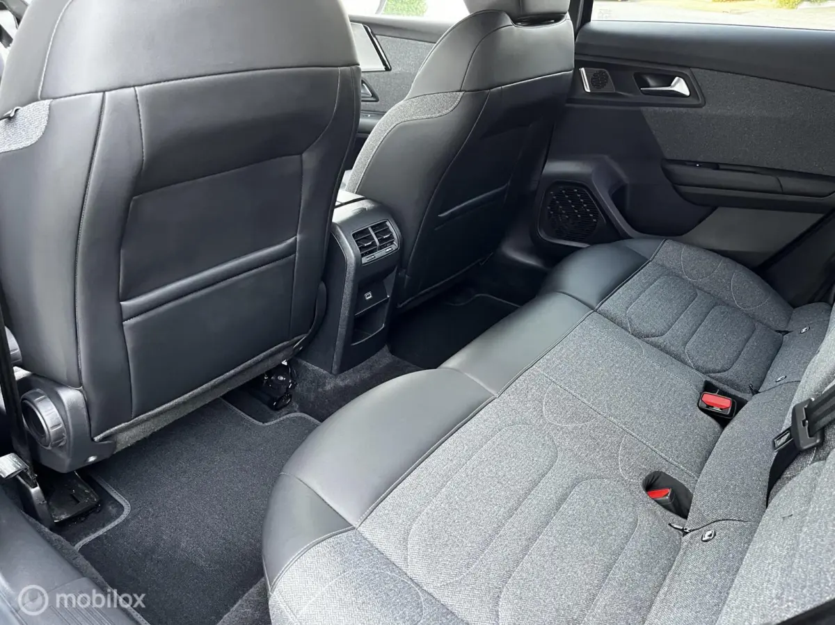 1.6 Plug-in Hybrid 225 Feel Keyless Led CarPlay Rijklaar!