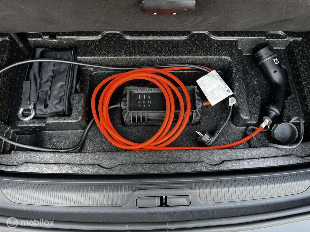 1.6 Plug-in Hybrid 225 Feel Keyless Led CarPlay Rijklaar!