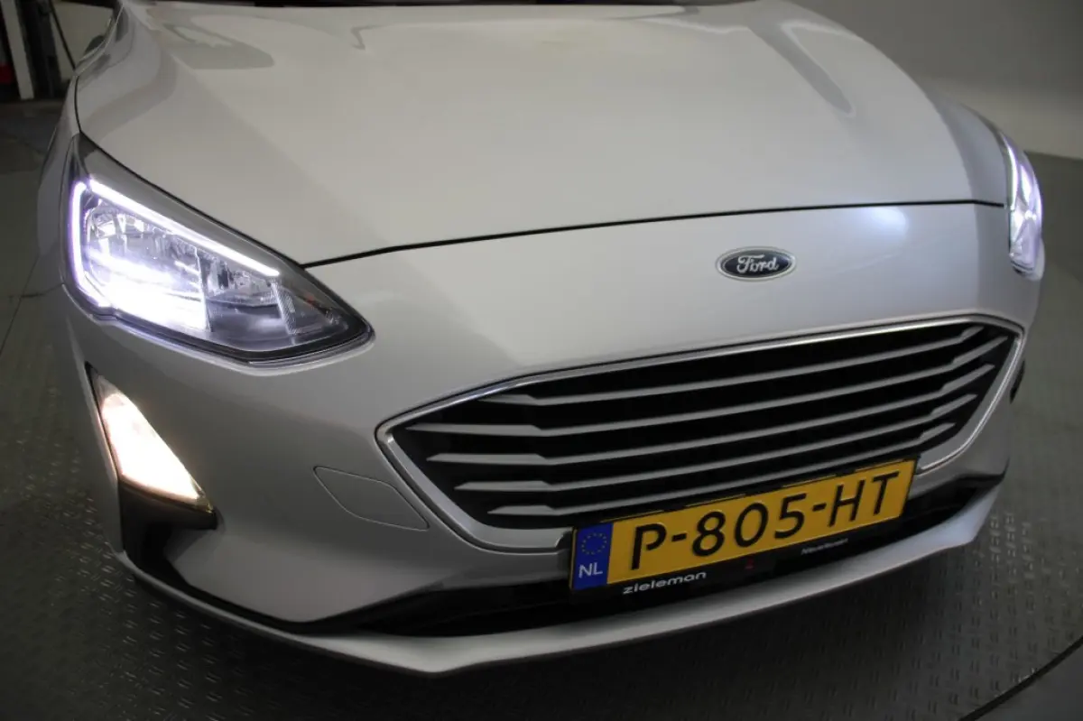 1.0 EcoBoost Hybrid Edition Business - Carplay, Camera, Cruise, Terkhaak