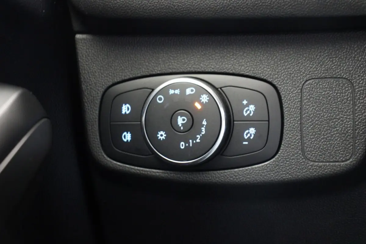 1.0 EcoBoost Hybrid Edition Business - Carplay, Camera, Cruise, Terkhaak
