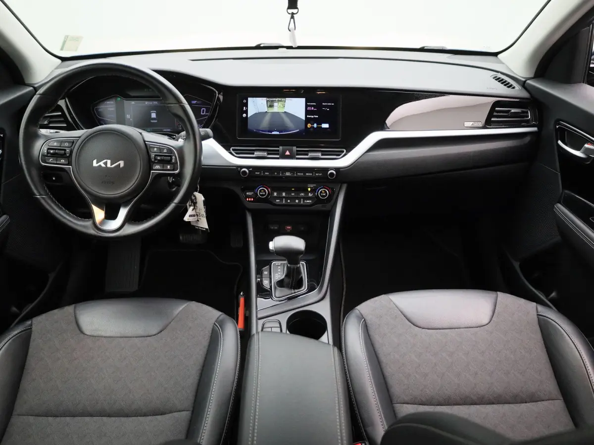 1.6 GDi Hybrid DynamicLine | 100% SOH |