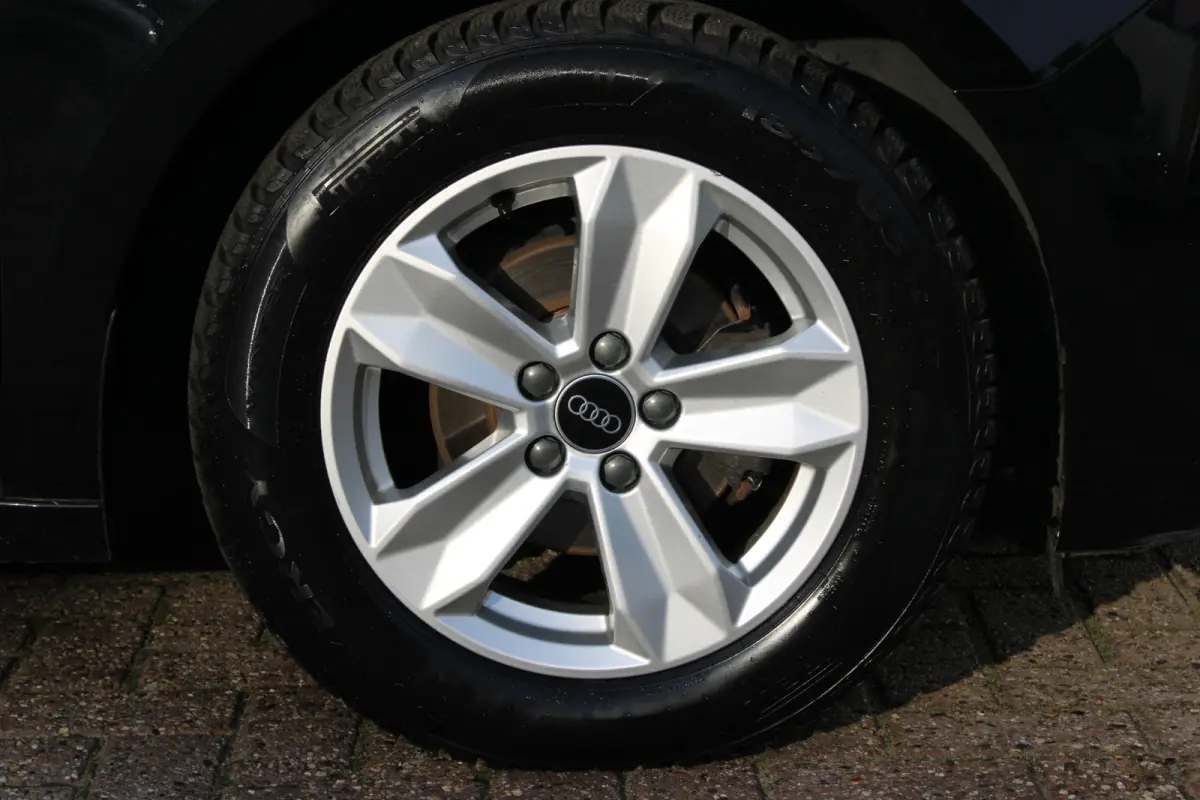 25 TFSI Pro Line