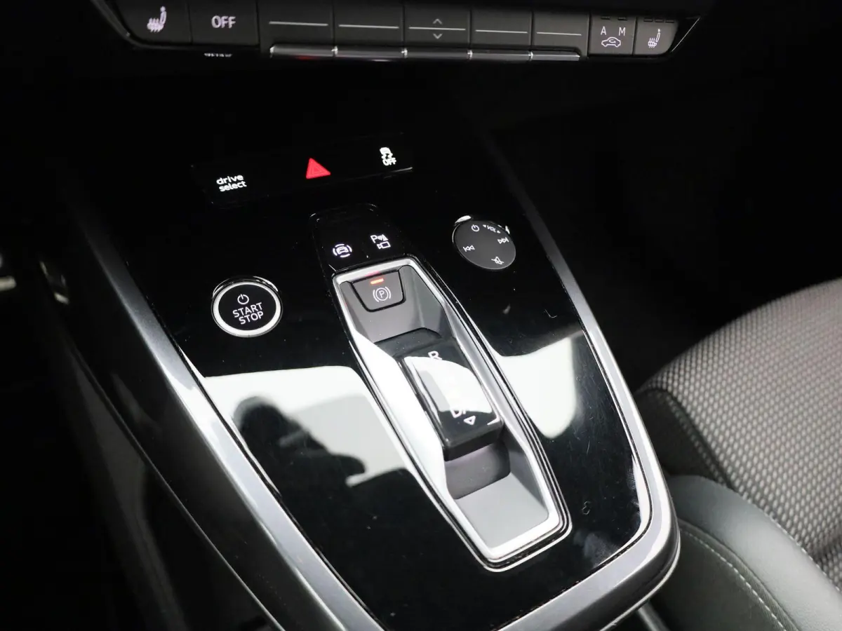 40 S edition 77 kWh | 96,1% SOH |