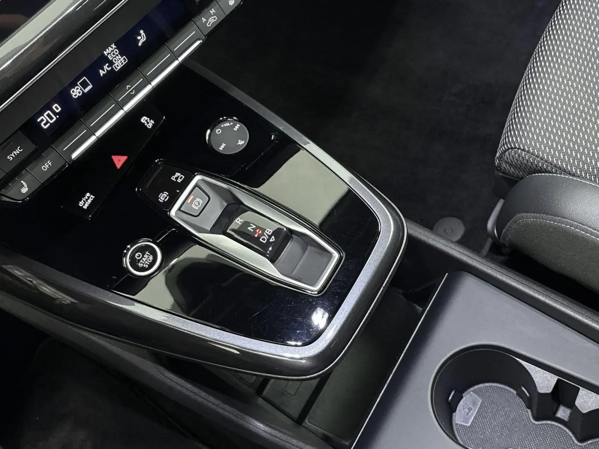 40 S edition 77 kWh | 96,1% SOH |