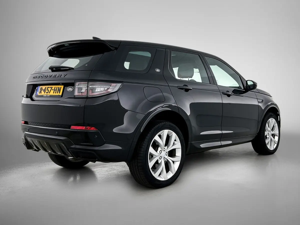P300e Hybride R-Dynamic SE / Panoramadak /  Leder / Interactive Driver Display / Navi / Cruise-ctr. / Apk nieuw