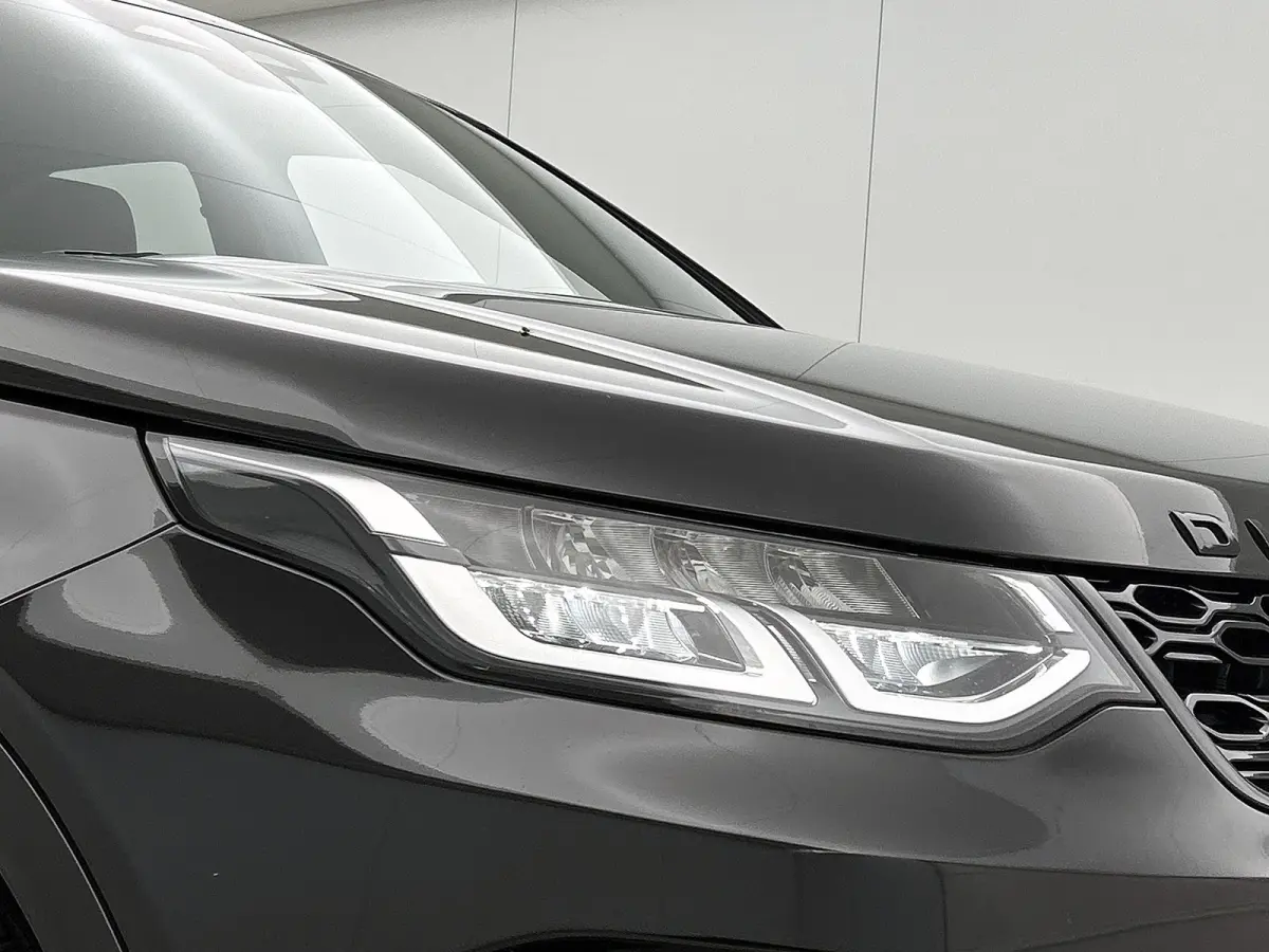 P300e Hybride R-Dynamic SE / Panoramadak /  Leder / Interactive Driver Display / Navi / Cruise-ctr. / Apk nieuw