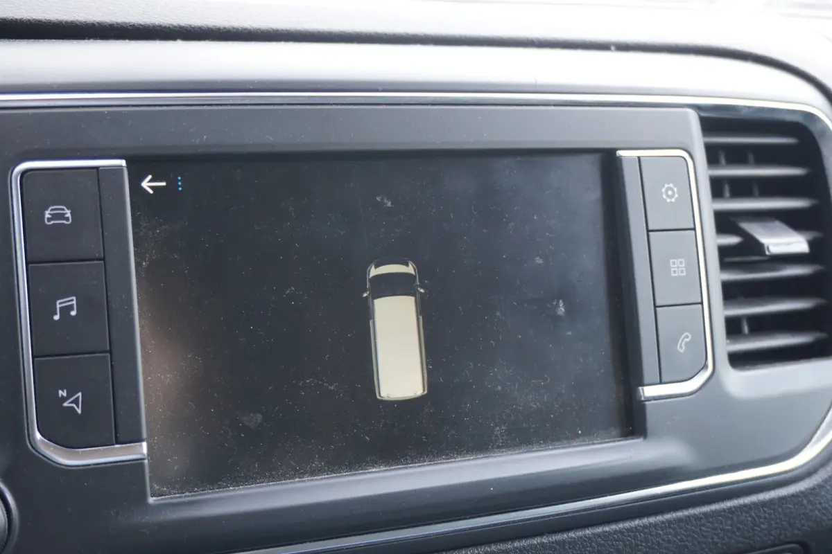 1.5 BlueHDI L2 EURO 6 - Airco - Navi - Cruise - €9.950,- Excl.