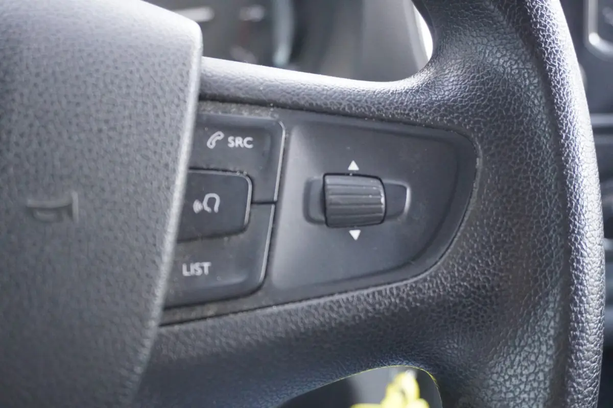 1.5 BlueHDI L2 EURO 6 - Airco - Navi - Cruise - €9.950,- Excl.