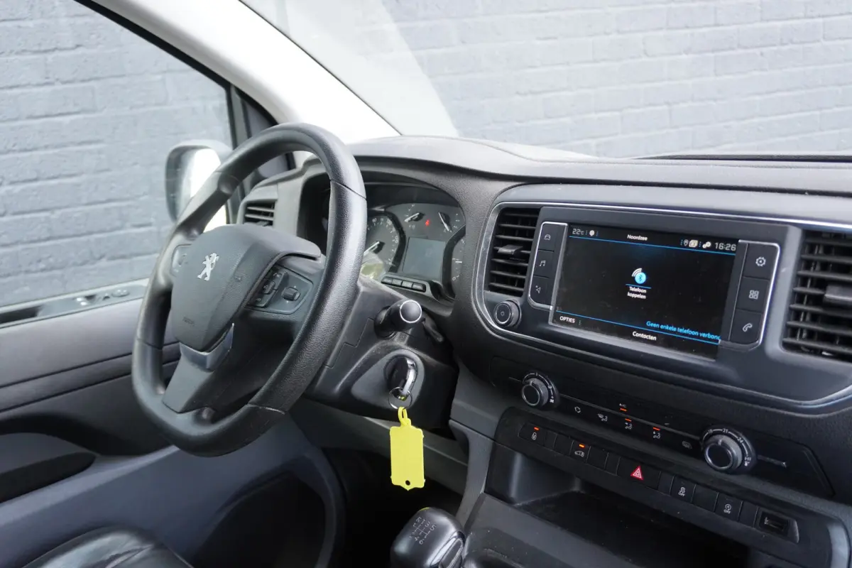 1.5 BlueHDI L2 EURO 6 - Airco - Navi - Cruise - €9.950,- Excl.