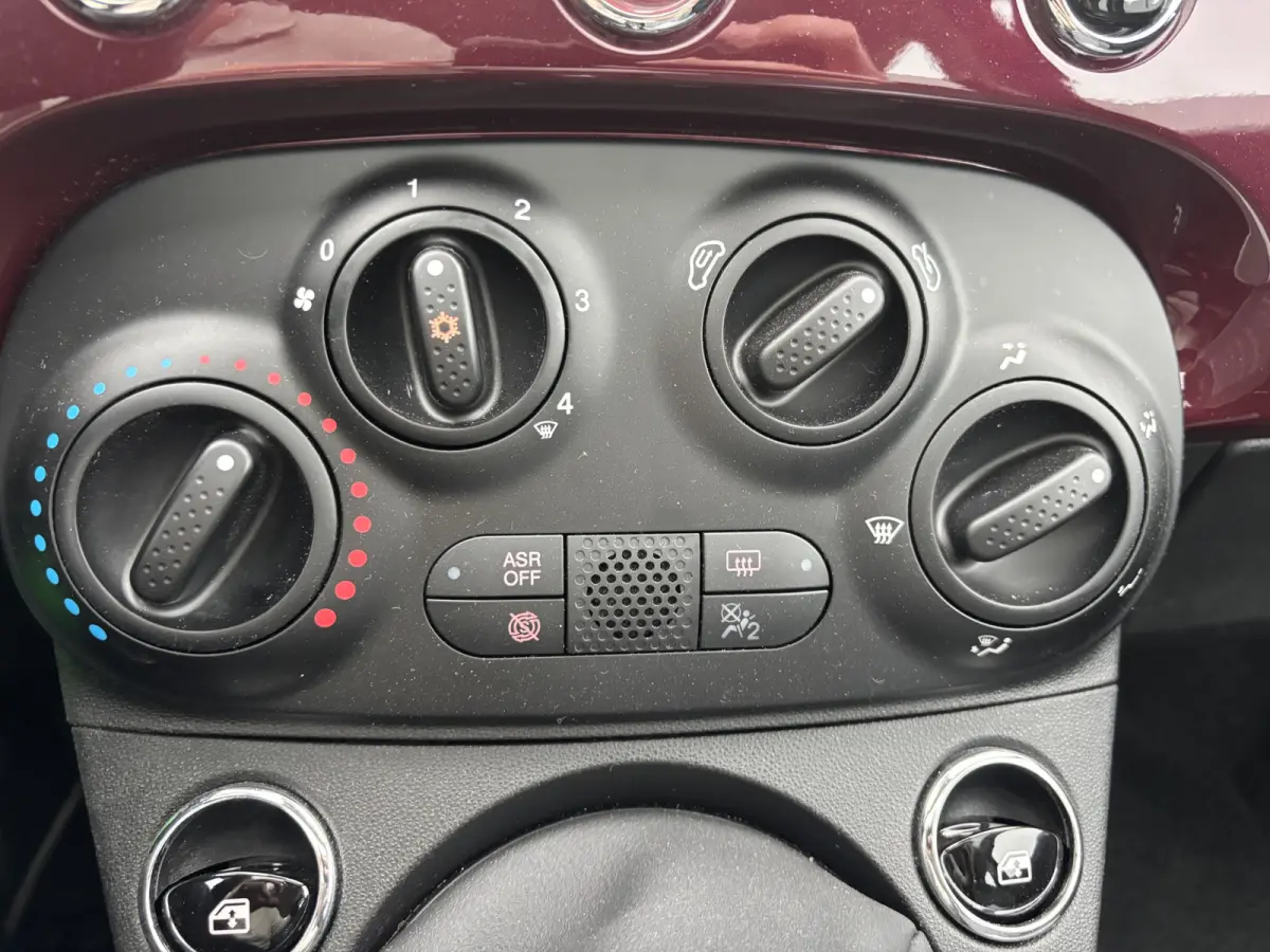 0.9 TwinAir Turbo Lounge Apple carplay
