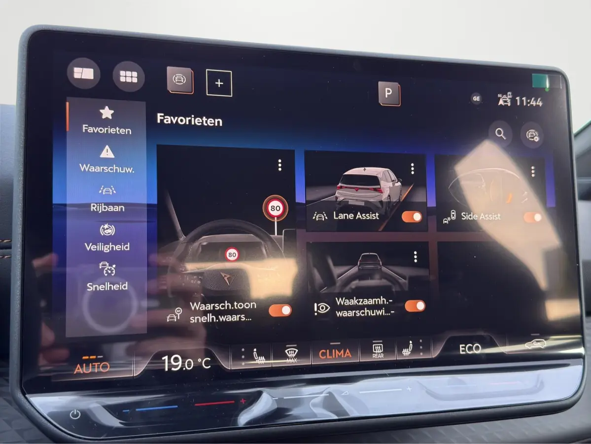Corporate Plus 84 kWh | 231PK | Steunhaak | HUD | 360 cam | Warmtepomp |