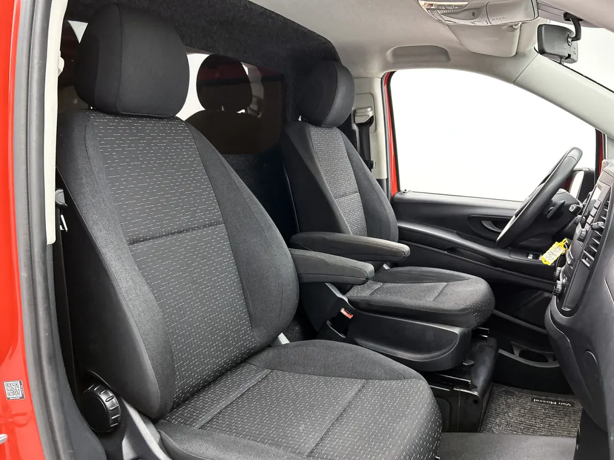 114 CDI 136PK Automaat Euro 6 / 2x Schuifdeur / Airco / Pdc+Camera / Cruise-ctr. / Trekhaak / Apk nieuw