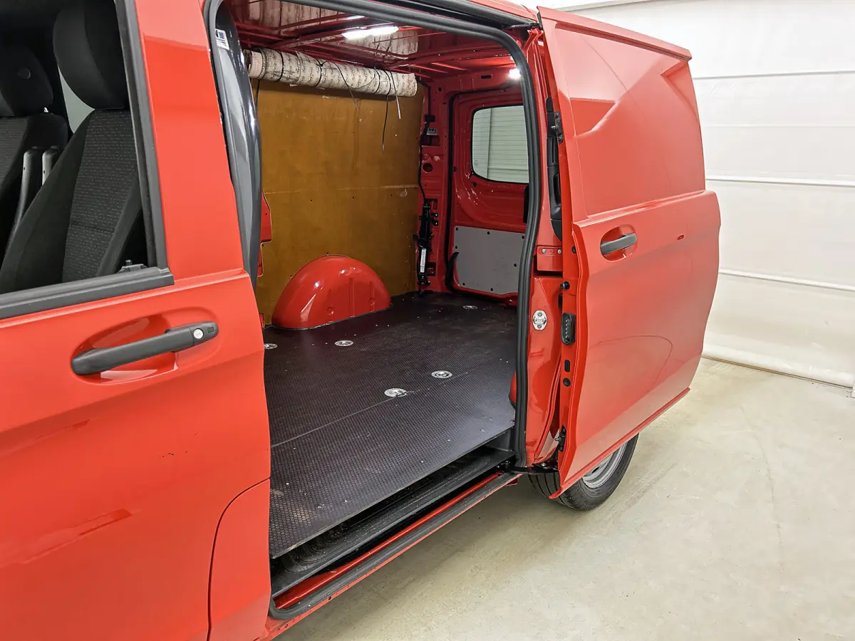 114 CDI 136PK Automaat Euro 6 / 2x Schuifdeur / Airco / Pdc+Camera / Cruise-ctr. / Trekhaak / Apk nieuw