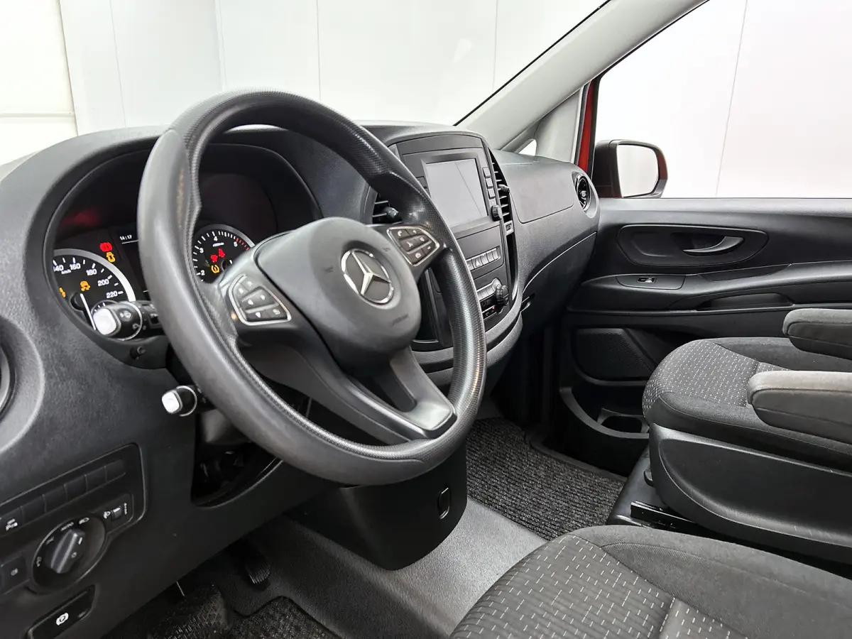 114 CDI 136PK Automaat Euro 6 / 2x Schuifdeur / Airco / Pdc+Camera / Cruise-ctr. / Trekhaak / Apk nieuw