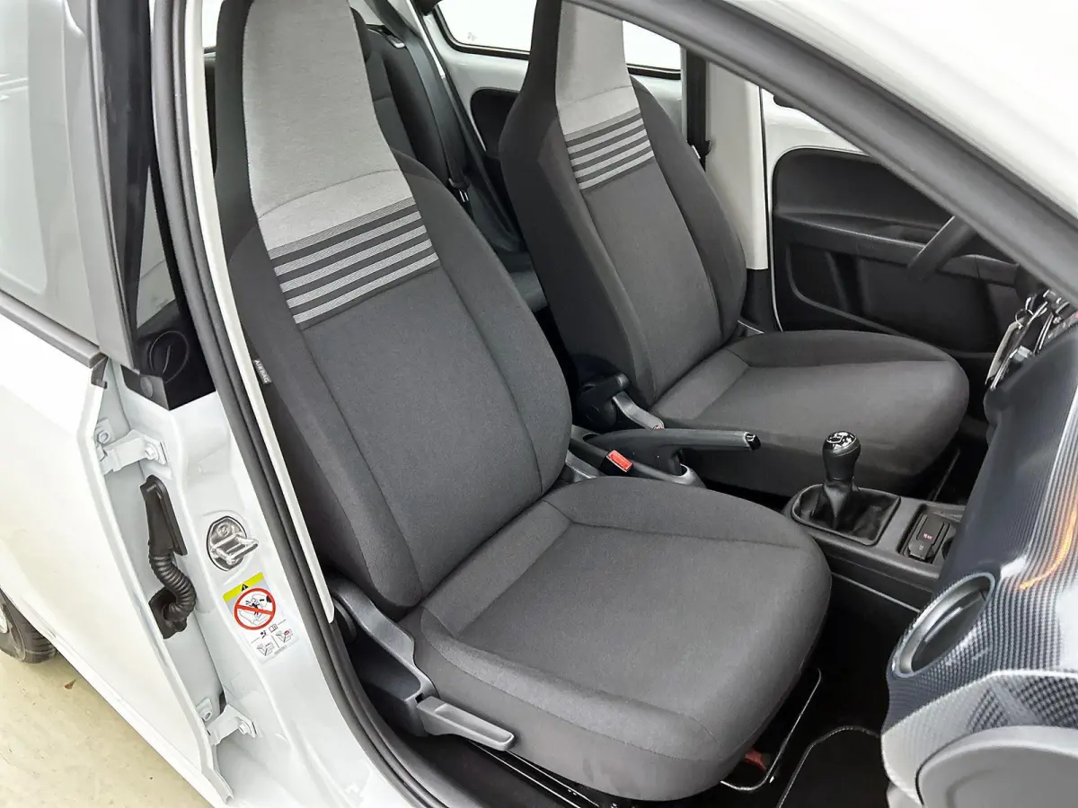 Up! 1.0 65 PK| Origineel Nederlands | Dealeronderhouden | Airco | Bluetooth | 5 Deurs | All-seasonbanden |