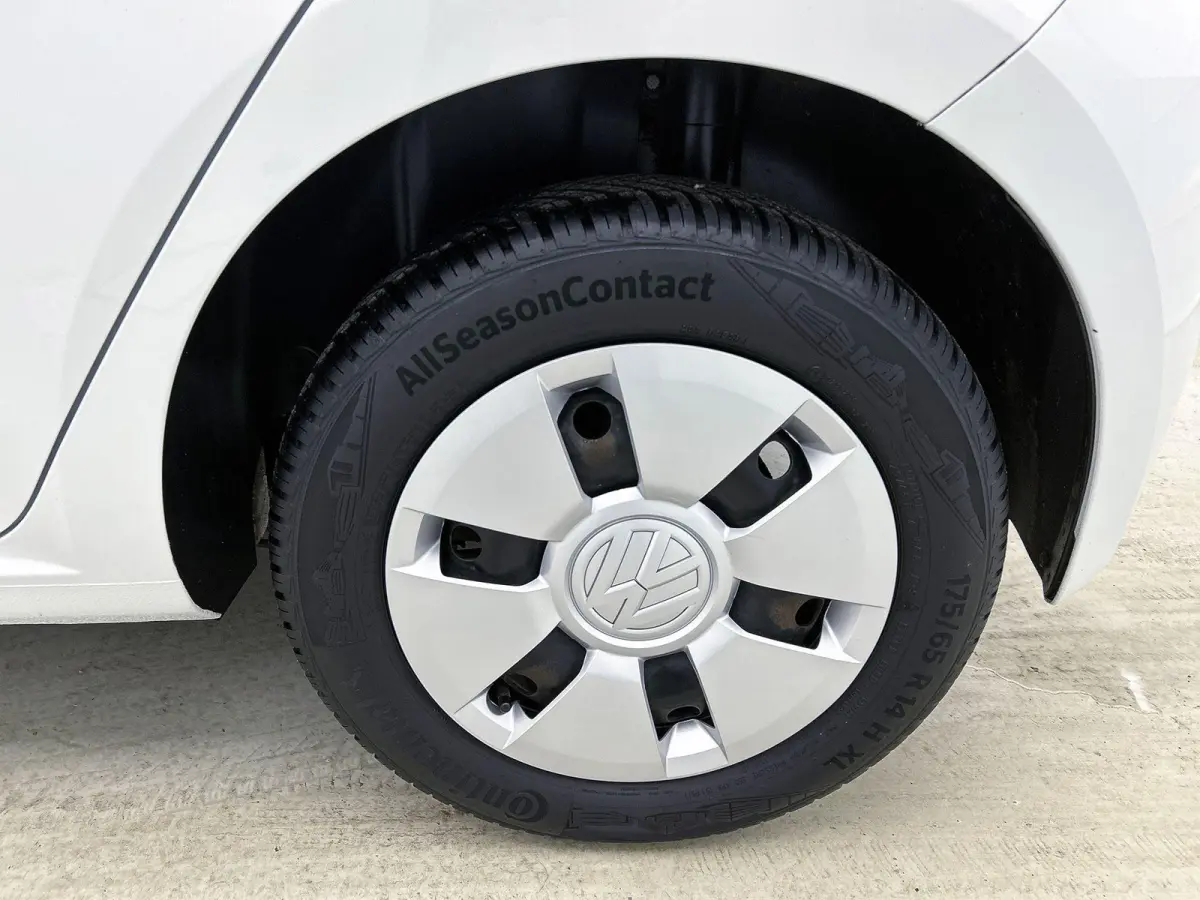 Up! 1.0 65 PK| Origineel Nederlands | Dealeronderhouden | Airco | Bluetooth | 5 Deurs | All-seasonbanden |