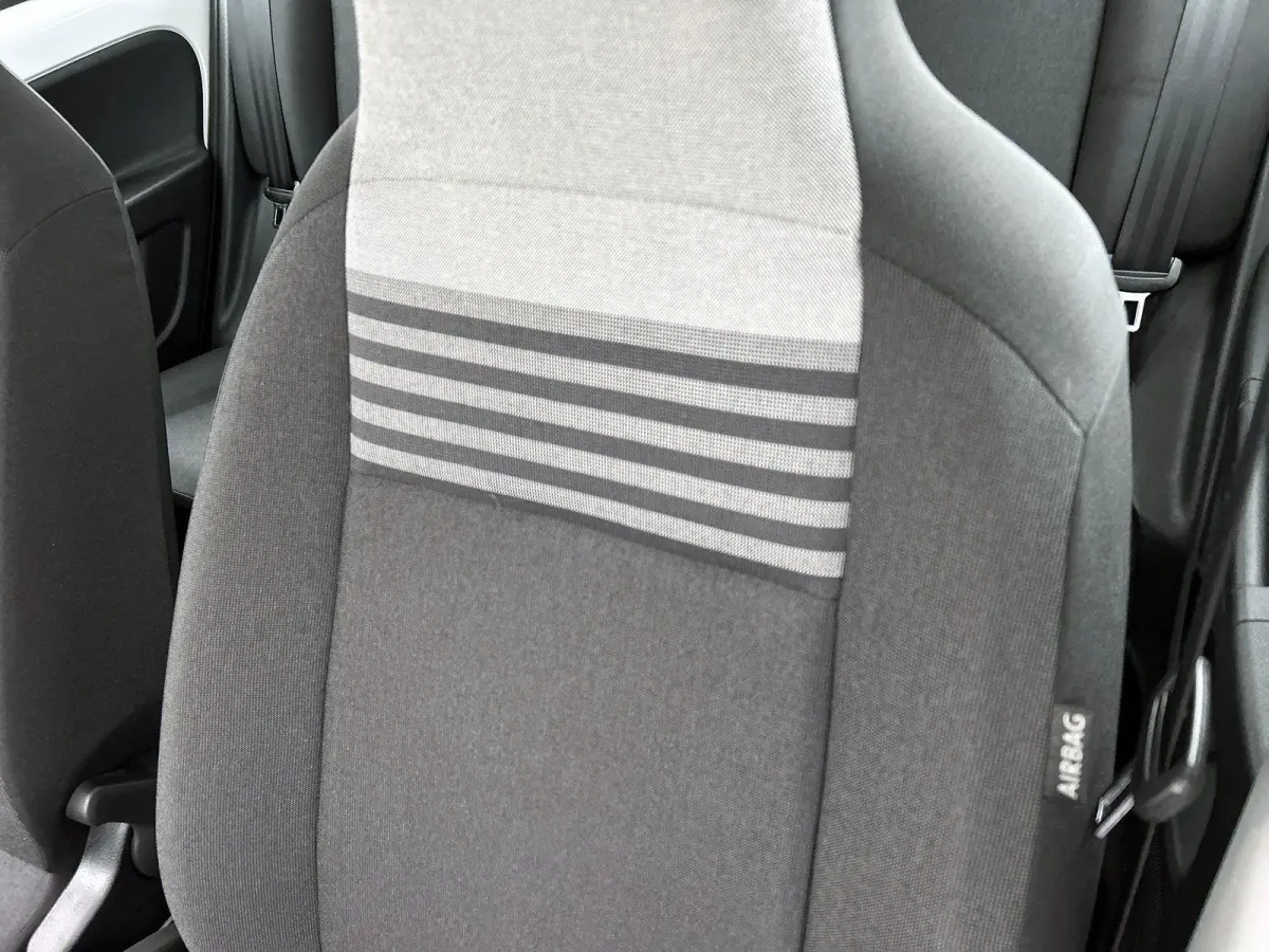 Up! 1.0 65 PK| Origineel Nederlands | Dealeronderhouden | Airco | Bluetooth | 5 Deurs | All-seasonbanden |