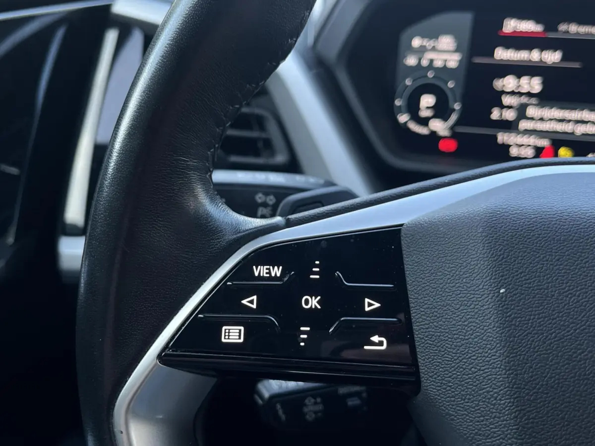40 Edition 77 kWh Camera, Carplay, Lm..